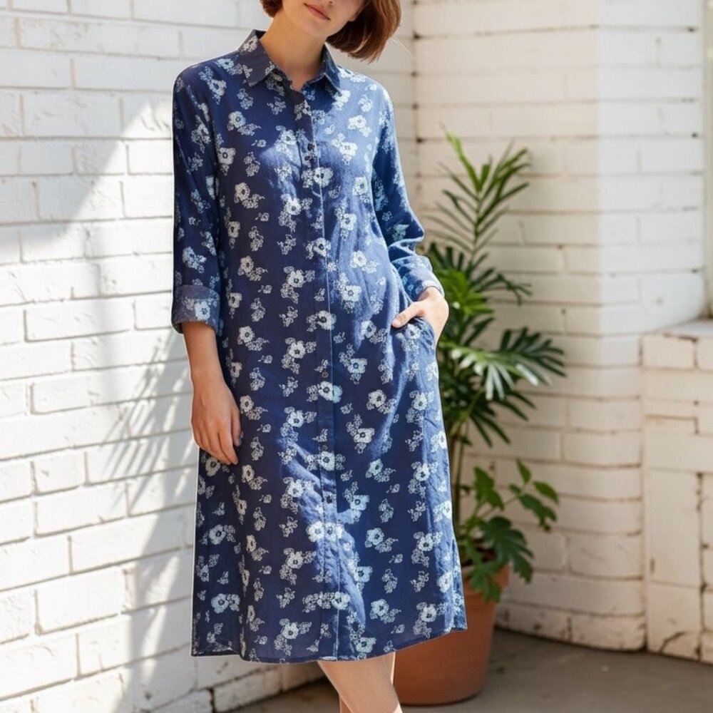 Never A Wallflower Floral Jacquard Shirt Dress XS NWOT Navy Button Front Mini